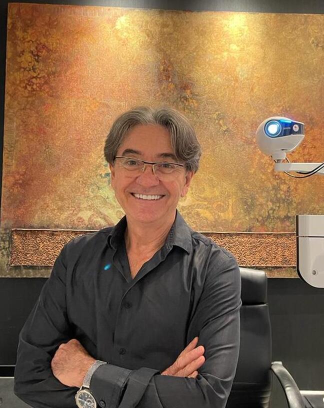 Dr. Joao Diniz Ribeiro